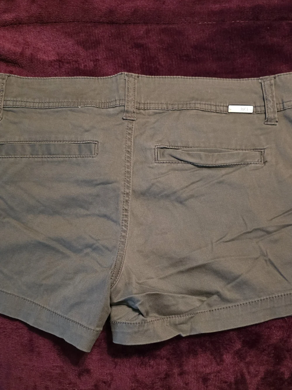 BKE Women's 29 Olive Green/Gray Sequin Embellished Utility Shorts Euc